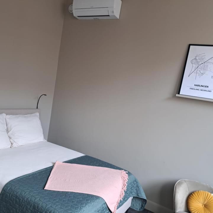 Bij Ons In Harlingen Appartement Buitenkant foto